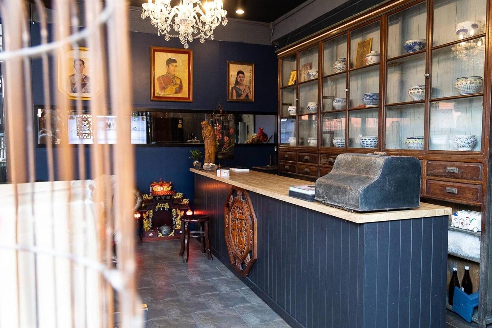 Orange Lodge Банкок Екстериор снимка
